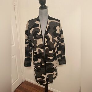 NWT Nine West Cartigan . Size Medium